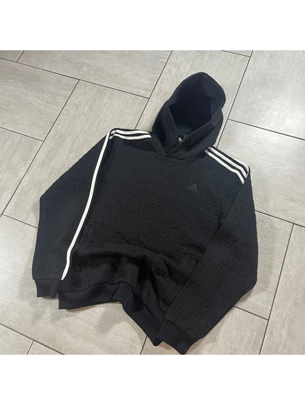 Adidas Black Embossed Three Stripes Hoodie Sweatshirt medium
